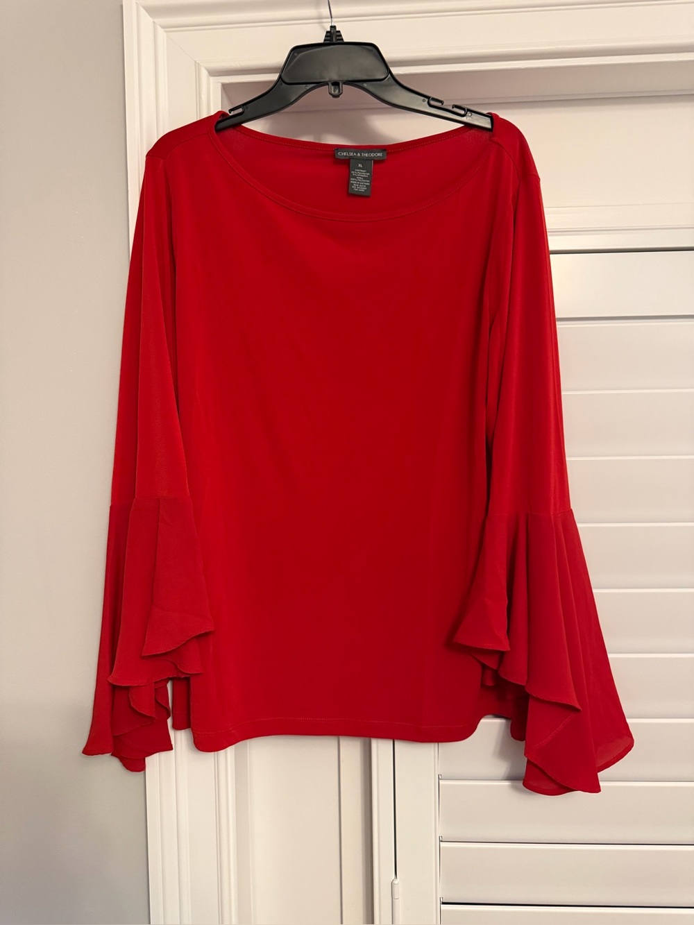 Chelsea & Theodore Red Ruffle-Sleeve Long Sleeve Top / Size XL